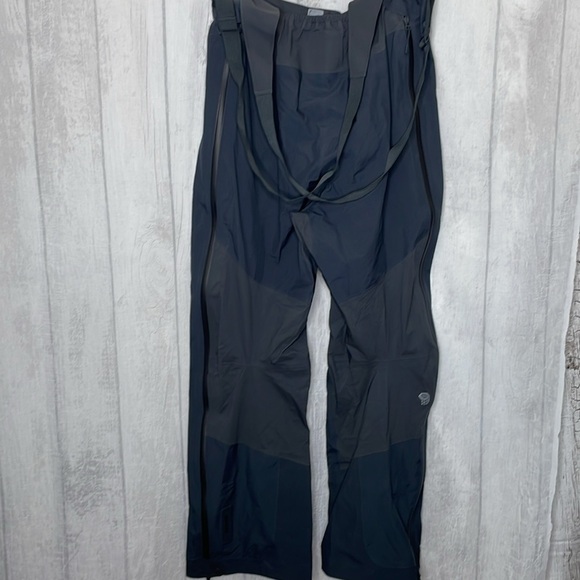 Mountain Hardware High Exposure Bib.​​ - Picture 5 of 10